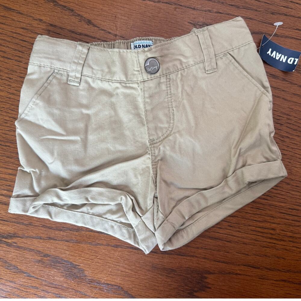 NWT Old Navy Tan Shorts- 2T